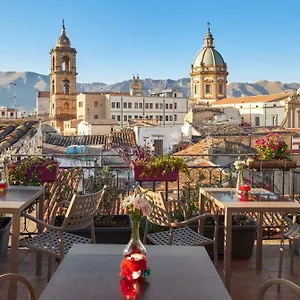 La Terrazza Sul Centro Couette-café Palerme