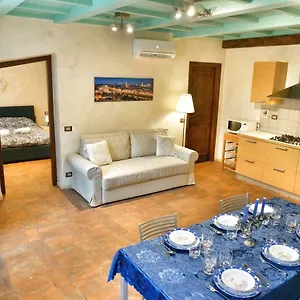  Appartamento Luna 36 In Centro A Italia