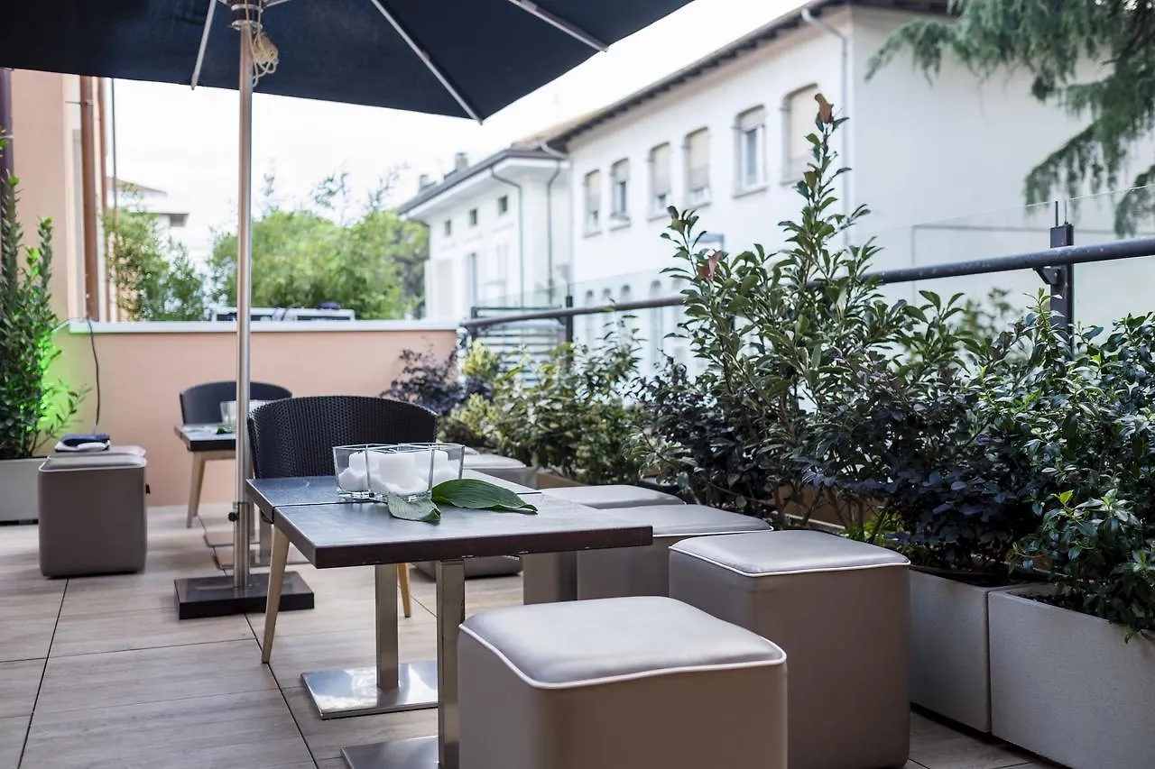Metropol Ceccarini Suite - Luxury Apartments Riccione 4*,  Italy