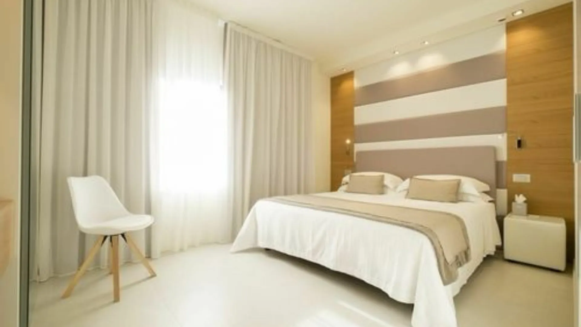 **** Aparthotel Metropol Ceccarini Suite - Luxury Apartments Riccione Italy