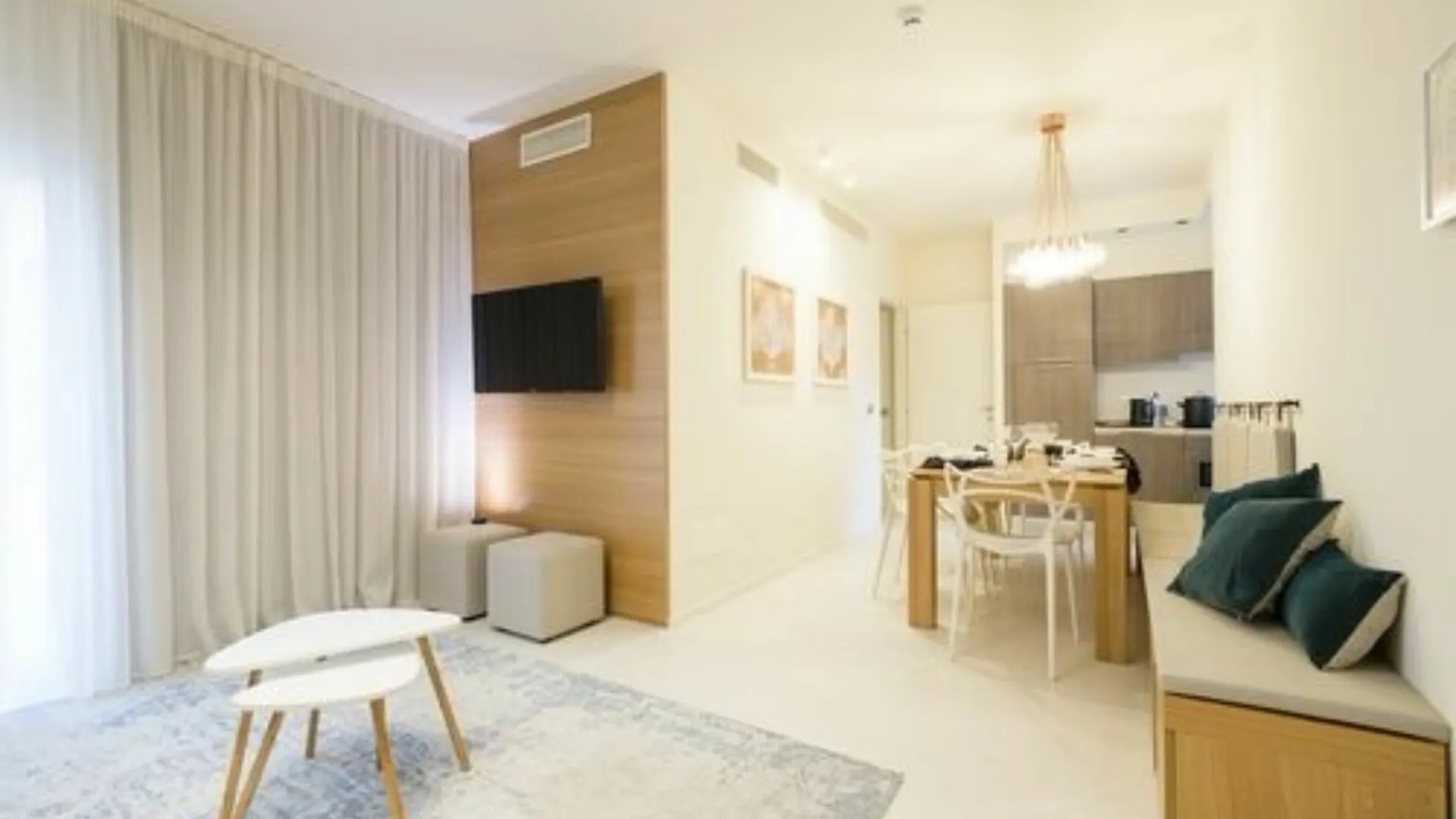 Metropol Ceccarini Suite - Luxury Apartments Riccione 4*,